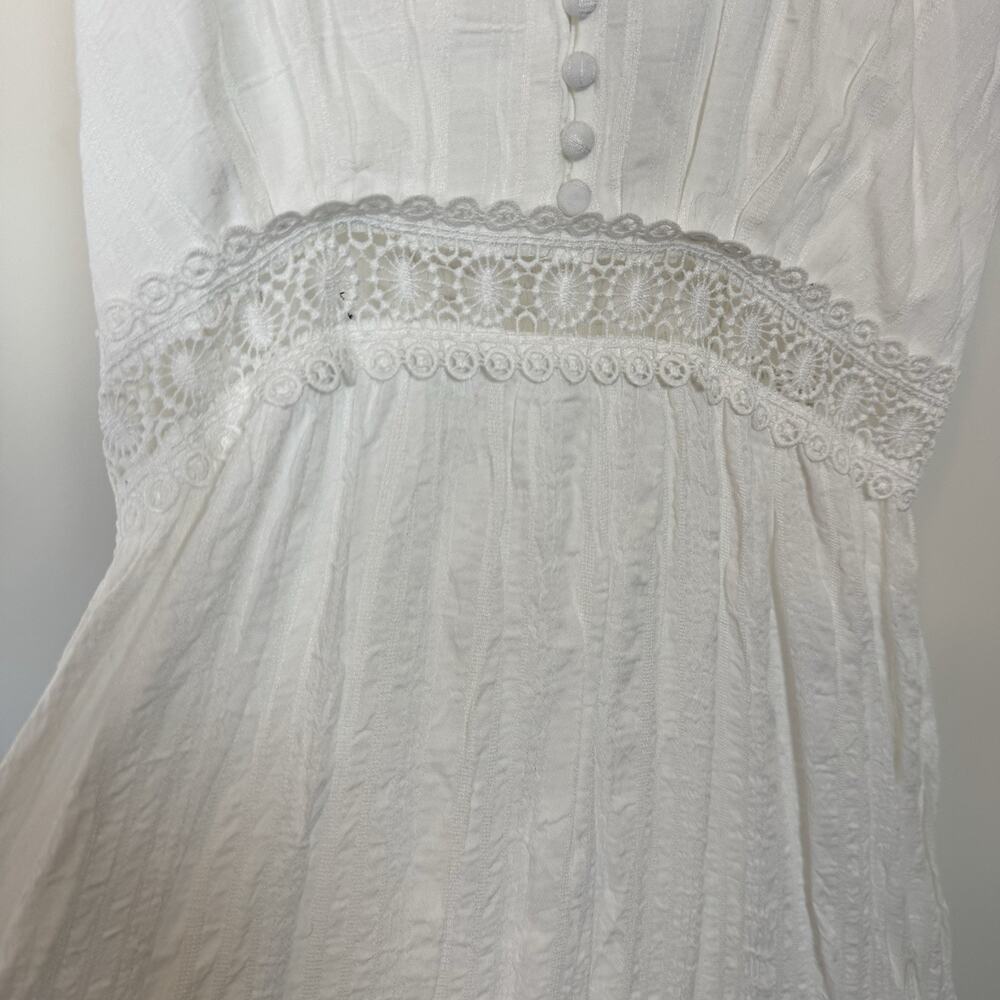 NEW Lulus Light Breeze White Striped Crochet Lace Tiered Maxi Dress Size Small - Picture 8 of 14